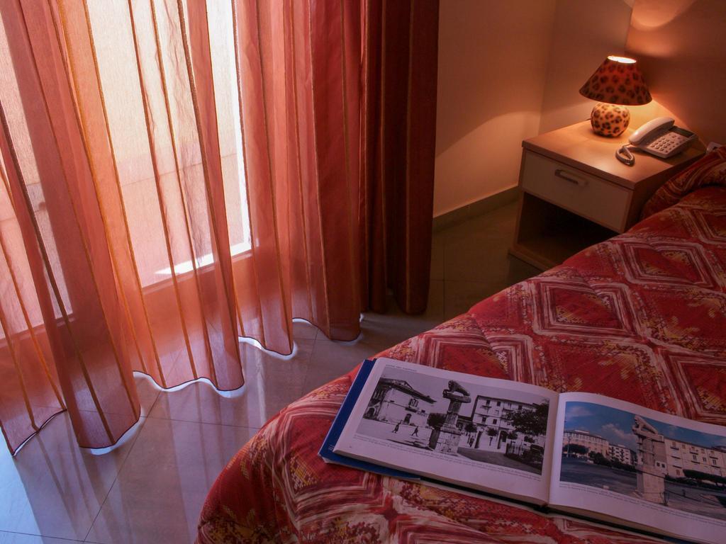 San Nicola Manfredi Blu Hotel מראה חיצוני תמונה