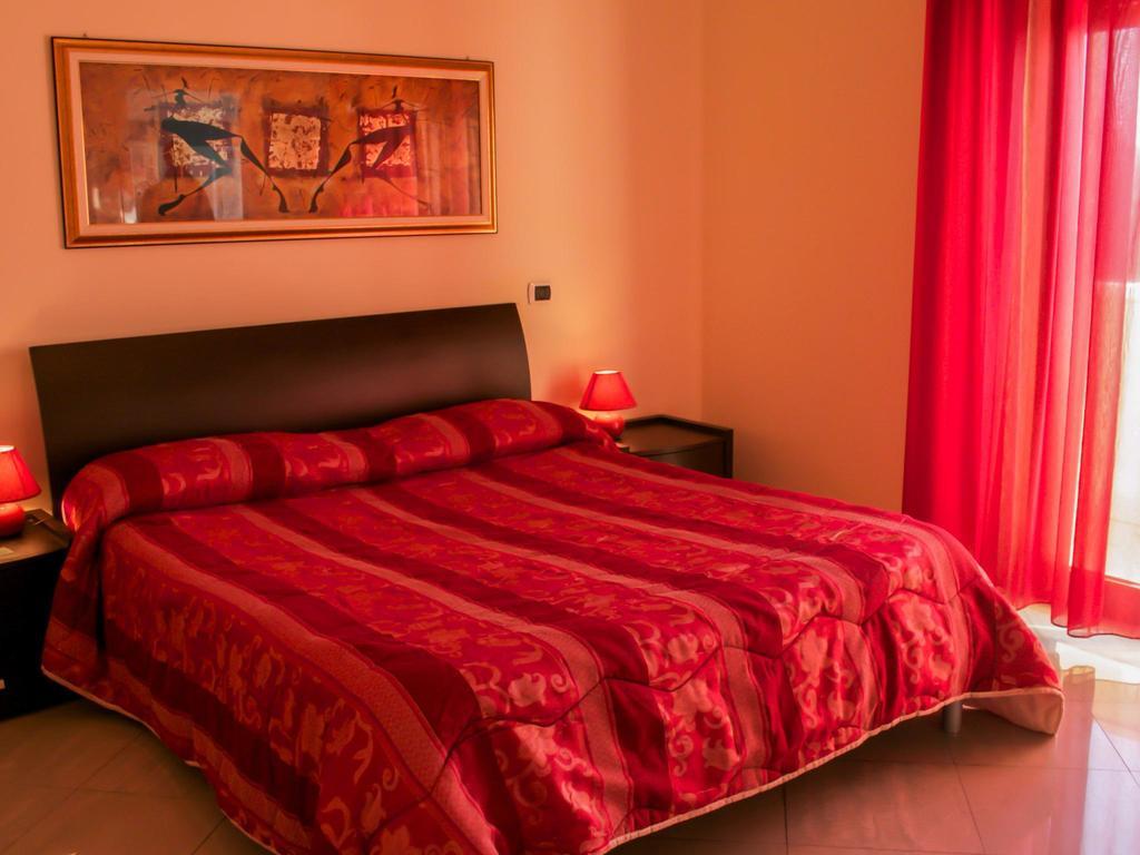 San Nicola Manfredi Blu Hotel מראה חיצוני תמונה