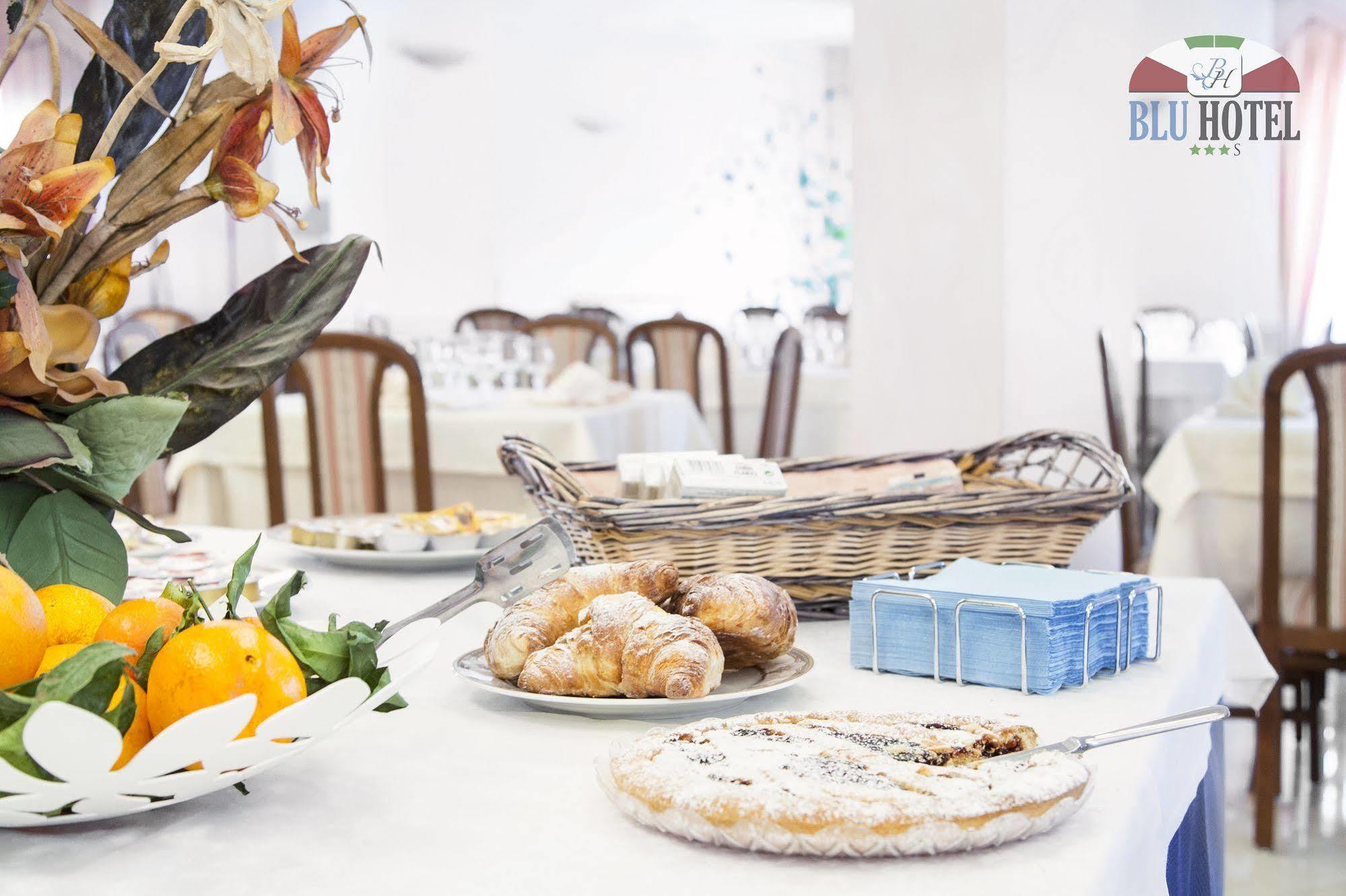 San Nicola Manfredi Blu Hotel מראה חיצוני תמונה