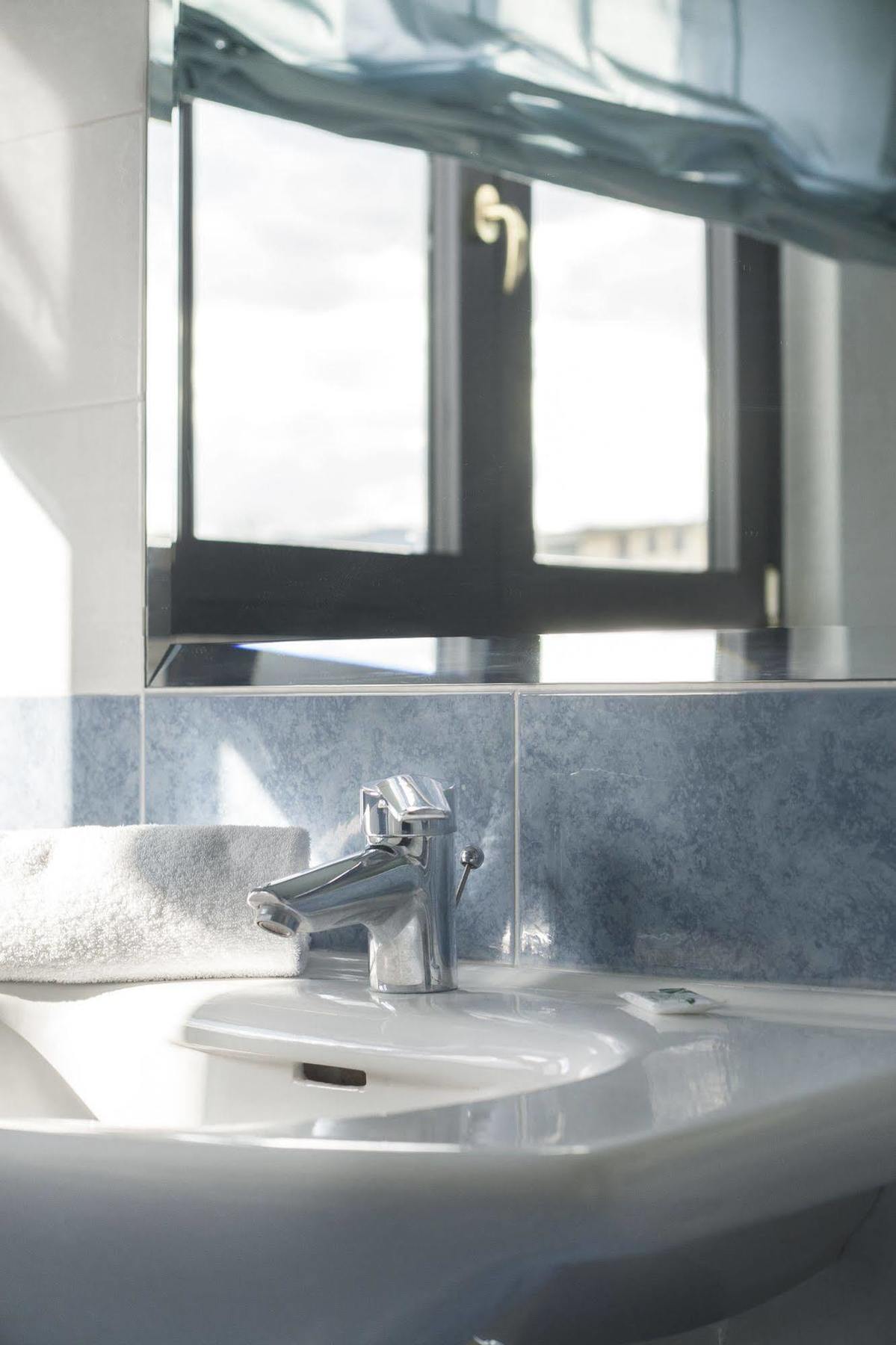 San Nicola Manfredi Blu Hotel מראה חיצוני תמונה